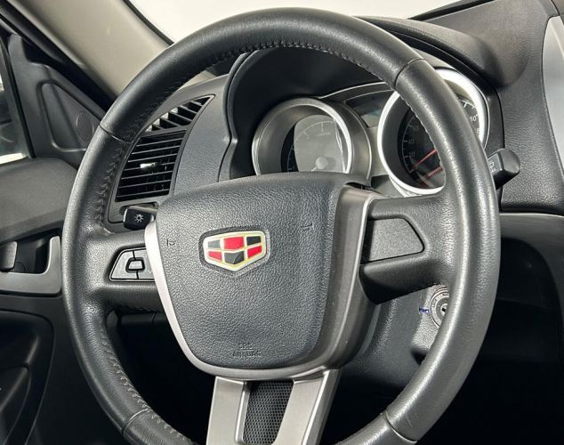 Geely Emgrand X7  