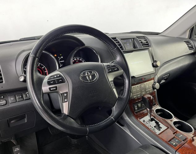 Toyota Highlander  Люкс