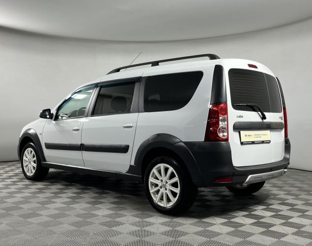 LADA (ВАЗ) Largus  Luxe 5 мест