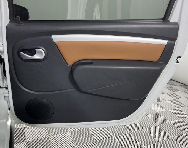 LADA (ВАЗ) Largus  Luxe 5 мест