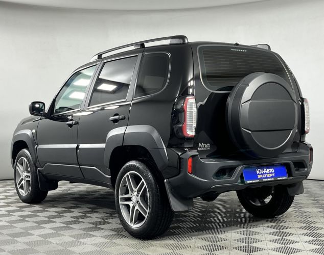 LADA (ВАЗ) Niva Travel  