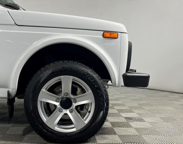 LADA (ВАЗ) Niva (4x4)  