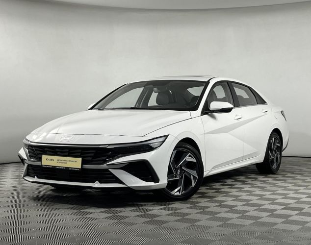 Hyundai Elantra  LUX