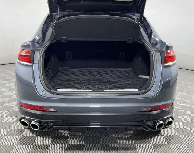 Geely Tugella  Luxury