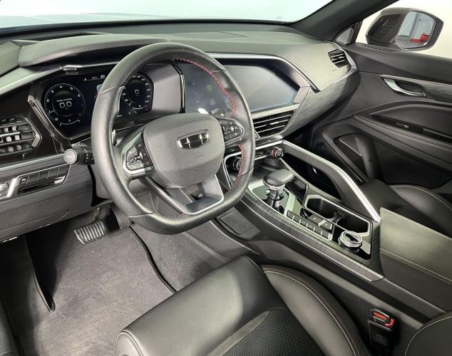 Geely Tugella  Luxury