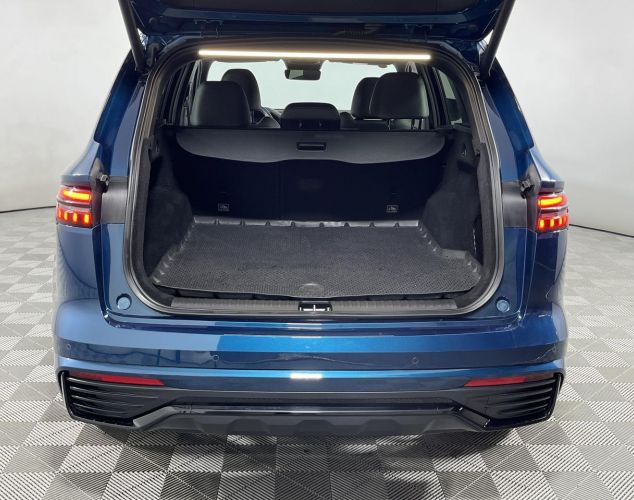 Geely Monjaro  Flagship