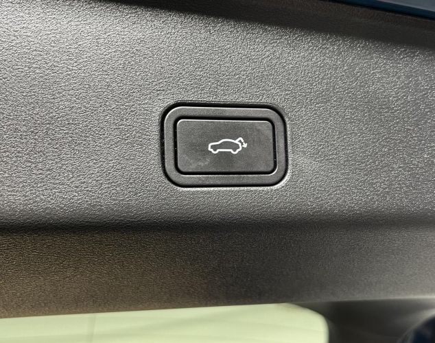 Geely Monjaro  Flagship