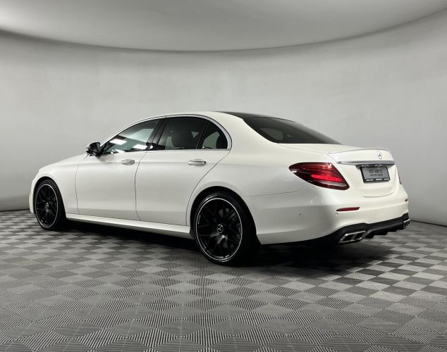 Mercedes-Benz E-Класс  