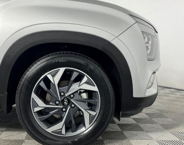 Hyundai Creta  Lifestyle+Premium music+Winter+Advanced