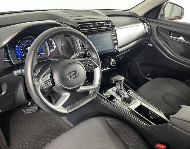 Hyundai Creta  Lifestyle+Premium music+Winter+Advanced