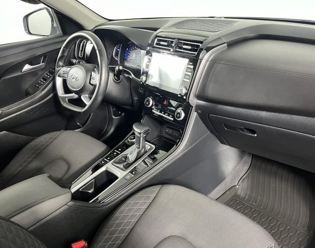 Hyundai Creta  Lifestyle+Premium music+Winter+Advanced