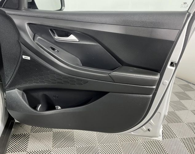 Hyundai Creta  Lifestyle+Premium music+Winter+Advanced