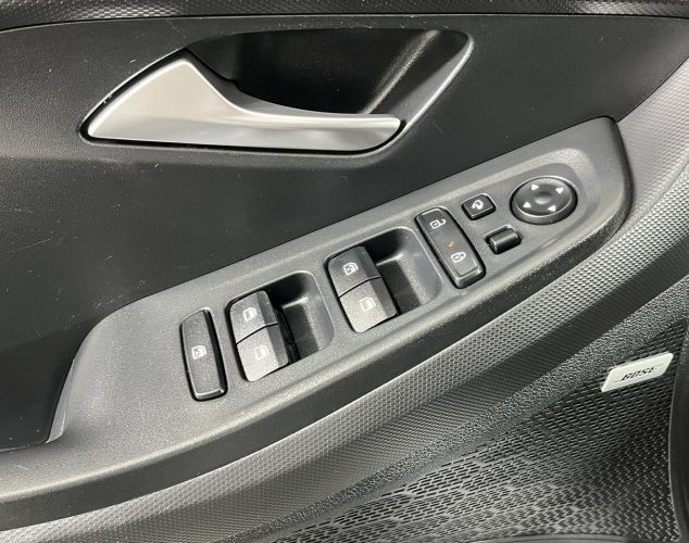 Hyundai Creta  Lifestyle+Premium music+Winter+Advanced