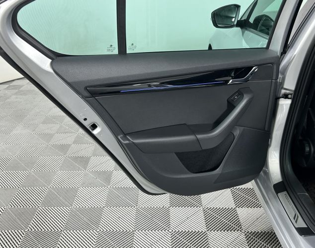 SKODA Octavia  Style Plus