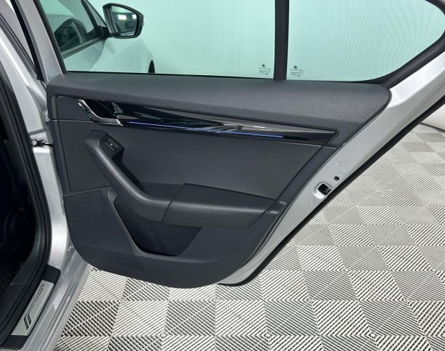 SKODA Octavia  Style Plus