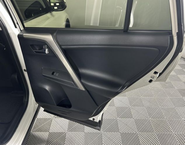 Toyota RAV4  Elegance