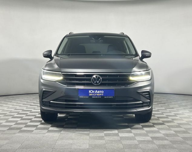 Volkswagen Tiguan  Respect