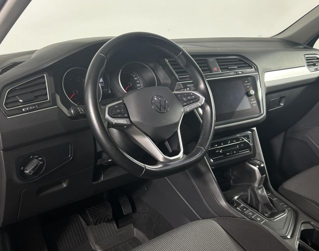 Volkswagen Tiguan  Respect