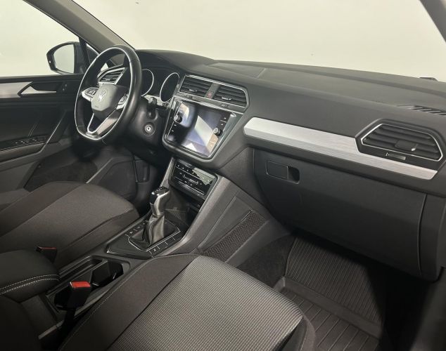 Volkswagen Tiguan  Respect