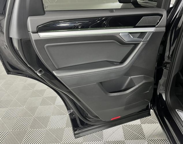 Volkswagen Touareg  Business