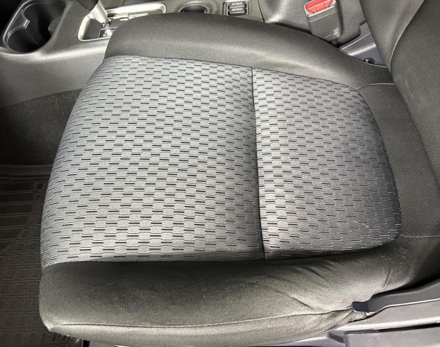 Mitsubishi Outlander  Invite