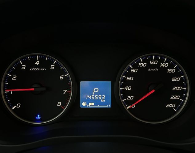 Mitsubishi Outlander  Invite