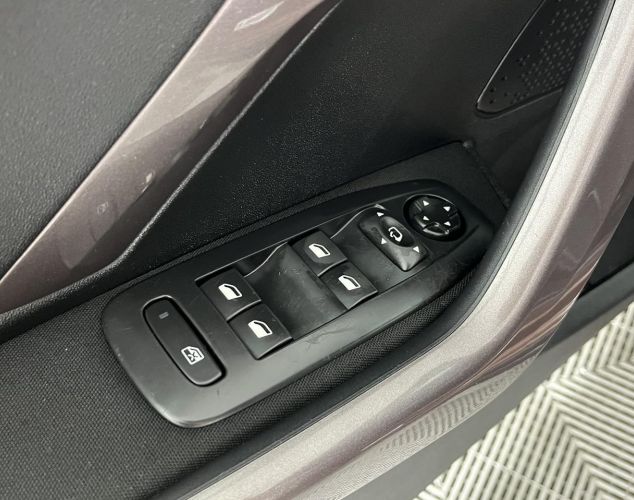 Peugeot 2008  Active