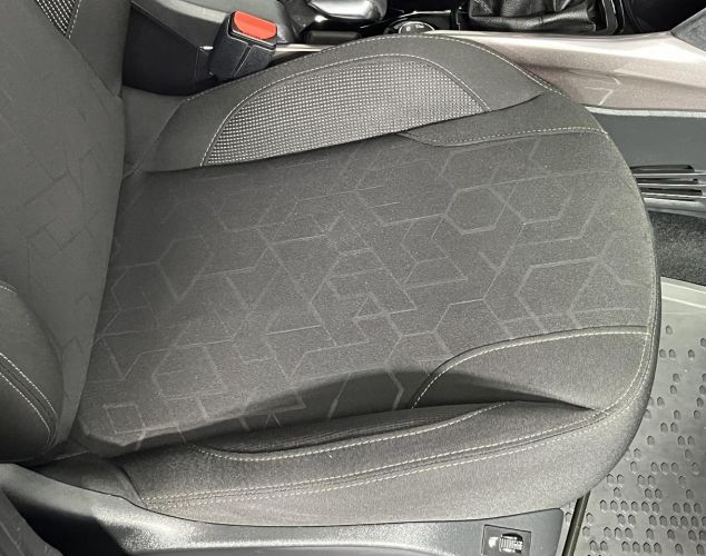 Peugeot 2008  Active