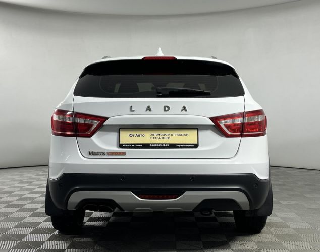 LADA (ВАЗ) Vesta  Luxe + P3 + R16