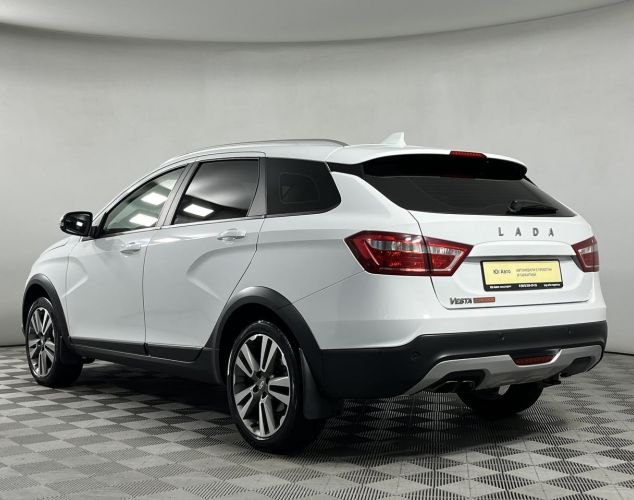 LADA (ВАЗ) Vesta  Luxe + P3 + R16