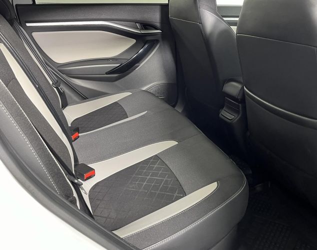 LADA (ВАЗ) Vesta  Luxe + P3 + R16