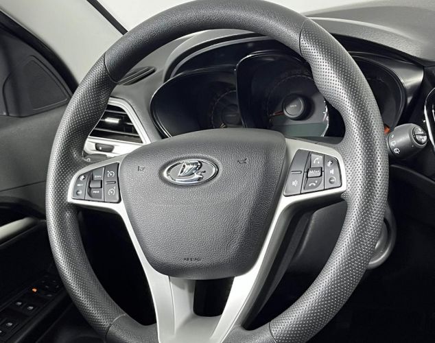 LADA (ВАЗ) Vesta  Luxe + P3 + R16