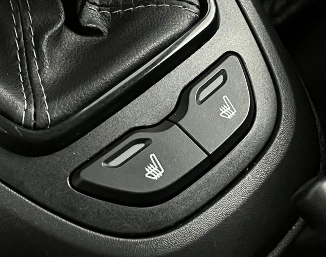 LADA (ВАЗ) Vesta  Luxe + P3 + R16