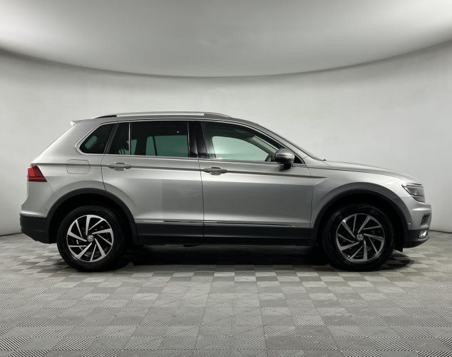 Volkswagen Tiguan  Status Plus