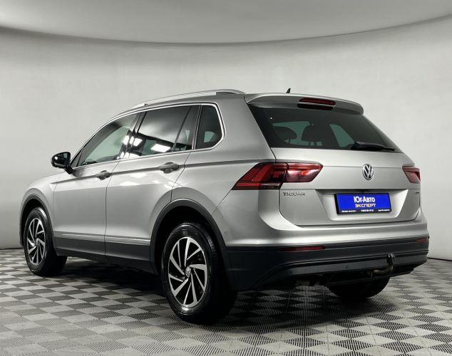 Volkswagen Tiguan  Status Plus