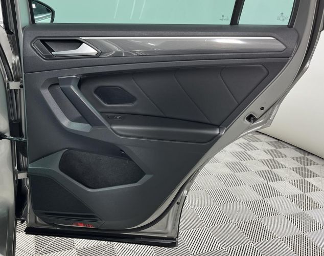 Volkswagen Tiguan  Status Plus