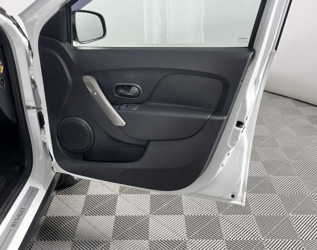 Renault Sandero  Life