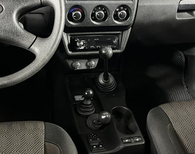 LADA (ВАЗ) Niva (4x4)  