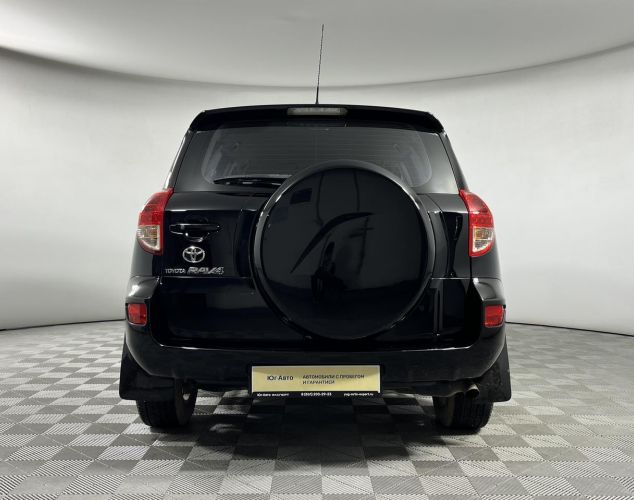 Toyota RAV4  Луна