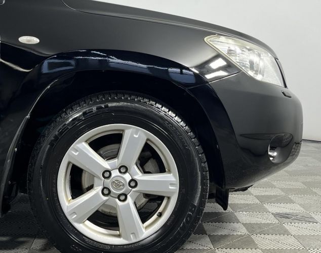 Toyota RAV4  Луна