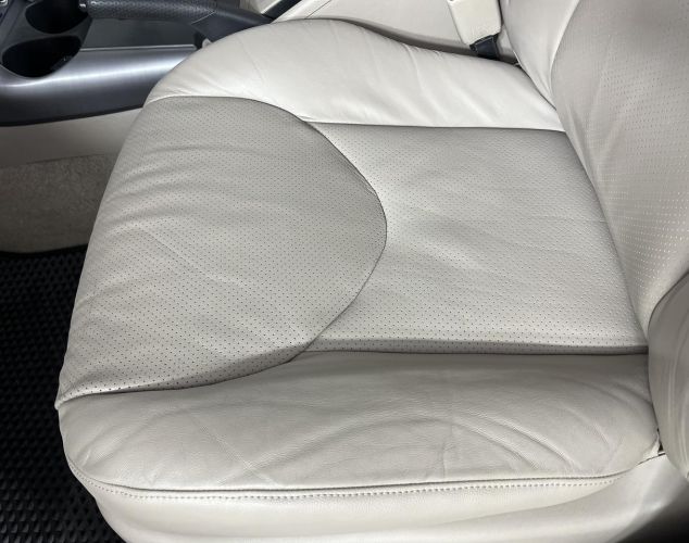 Toyota RAV4  Луна