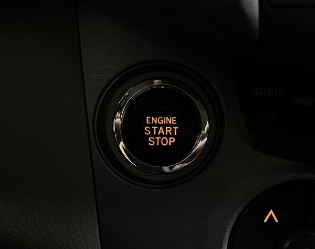 Toyota RAV4  Луна