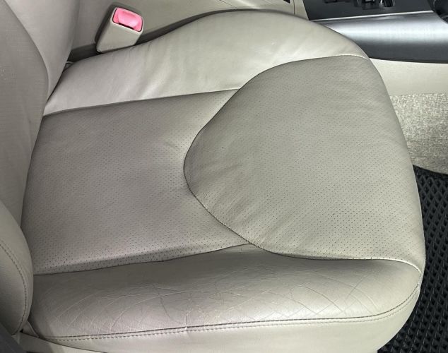 Toyota RAV4  Луна