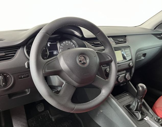 SKODA Octavia  Ambition