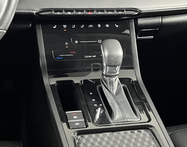 CHERY Tiggo 4 PRO  Action