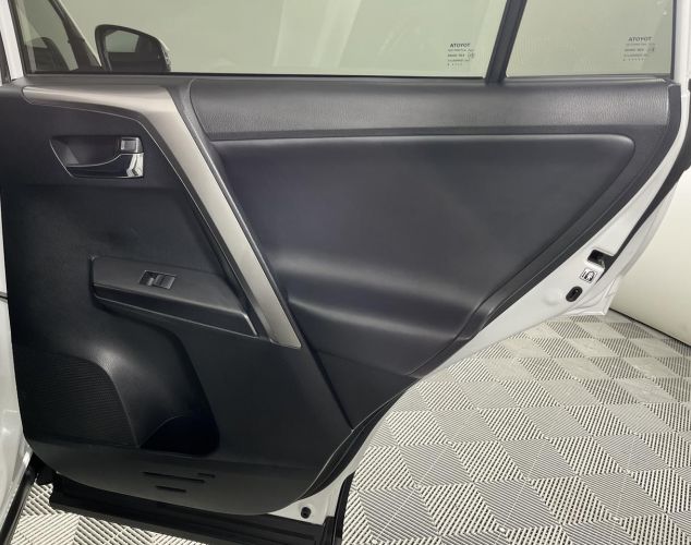 Toyota RAV4  Adventure