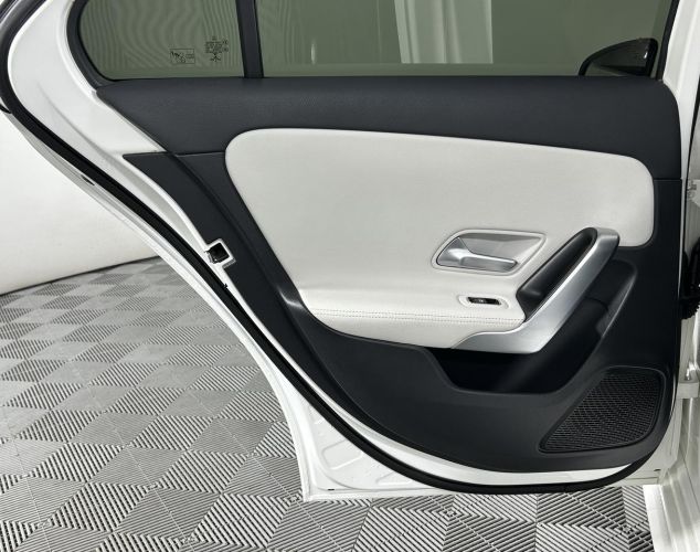 Mercedes-Benz A-Класс  