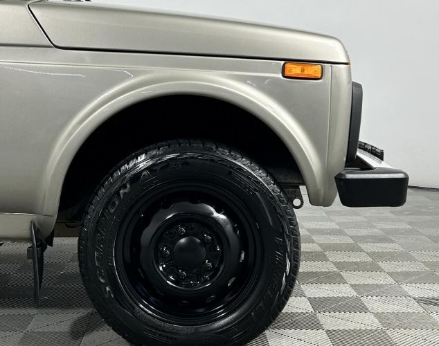 LADA (ВАЗ) Niva (4x4)  