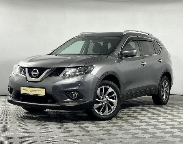 Nissan X-Trail  SE