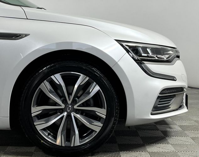 Renault Samsung SM6  Базовая